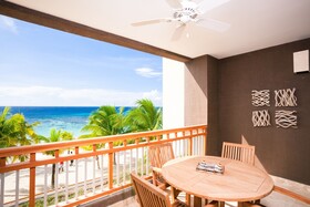 Kimpton Grand Roatán Resort & Spa