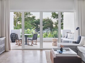 Kimpton Grand Roatán Resort & Spa