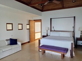 Las Verandas Hotel & Villas