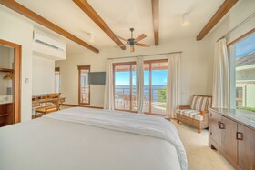 Las Verandas Hotel & Villas