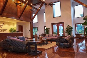 Las Verandas Hotel & Villas