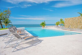Las Verandas Hotel & Villas