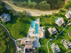 Las Verandas Hotel & Villas