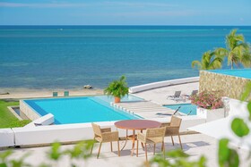 Las Verandas Hotel & Villas