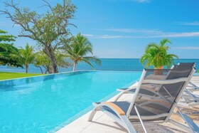 Las Verandas Hotel & Villas