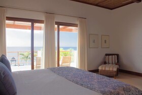 Las Verandas Hotel & Villas