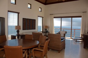 Las Verandas Hotel & Villas