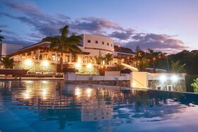 Las Verandas Hotel & Villas