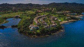 Las Verandas Hotel & Villas