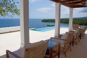 Las Verandas Hotel & Villas