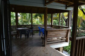 Mariposa Lodge