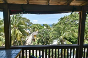 Mariposa Lodge