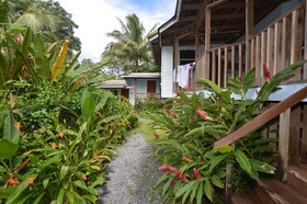 Mariposa Lodge