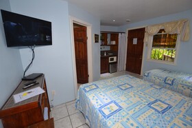 Mariposa Lodge