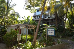 Mariposa Lodge