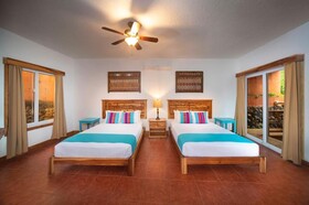 Mr. Tucan Hotel