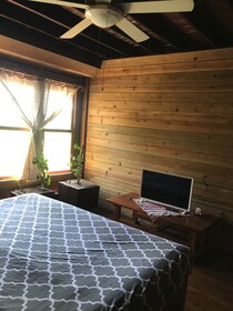 Roatan Bed & Breakfast Apartments