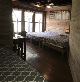 Roatan Bed & Breakfast Apartments