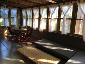 Roatan Bed & Breakfast Apartments