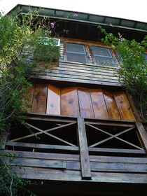 Roatan Bed & Breakfast Apartments