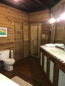 Roatan Bed & Breakfast Apartments