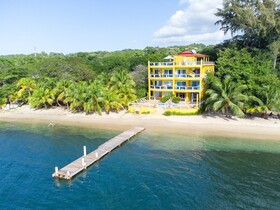 Villas del Playa