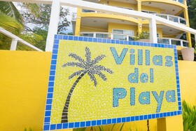 Villas del Playa