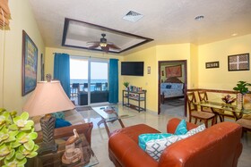 Villas del Playa