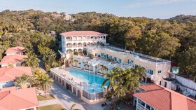West End Divers Resort
