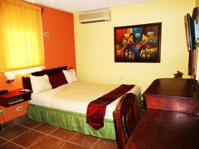 Suites Los Jicaros