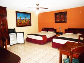 Suites Los Jicaros