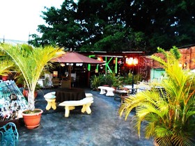 Suites Los Jicaros