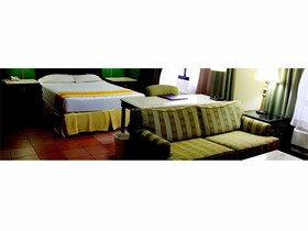 Hotel & Suites El Picacho
