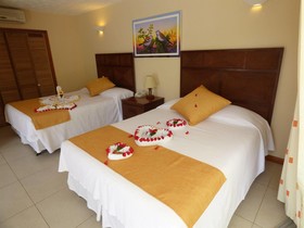 Paradise Beach Hotel
