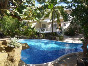 Paradise Beach Hotel