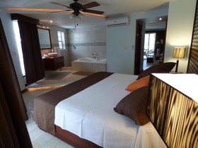Paradise Beach Hotel