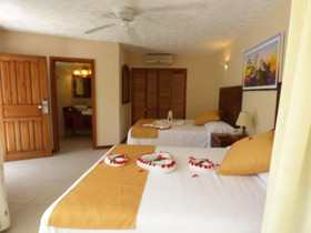 Paradise Beach Hotel