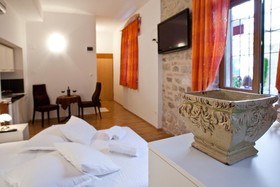 Borna and Franko Rooms