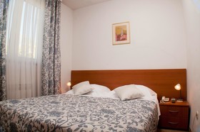Hotel Dujam & Omladinski Hostel