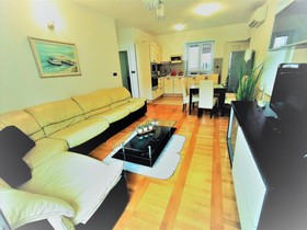 Iron Gates Apartments