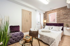 Iron Gates Apartments