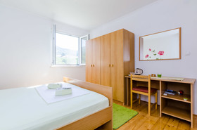 Apartment & Rooms Maždin