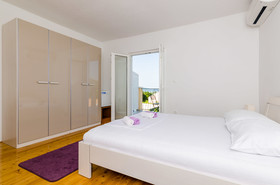 Apartment & Rooms Maždin