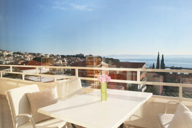 Apartments Topic Baska Voda