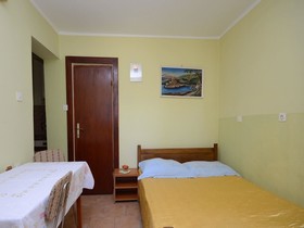 Apartments Mira