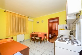 Apartments Mira