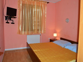Apartments Mira