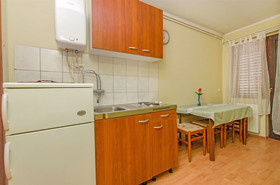 Apartments Mira