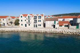Apartments Nina