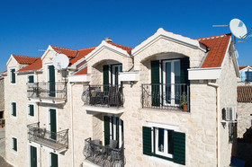 Apartments Nina